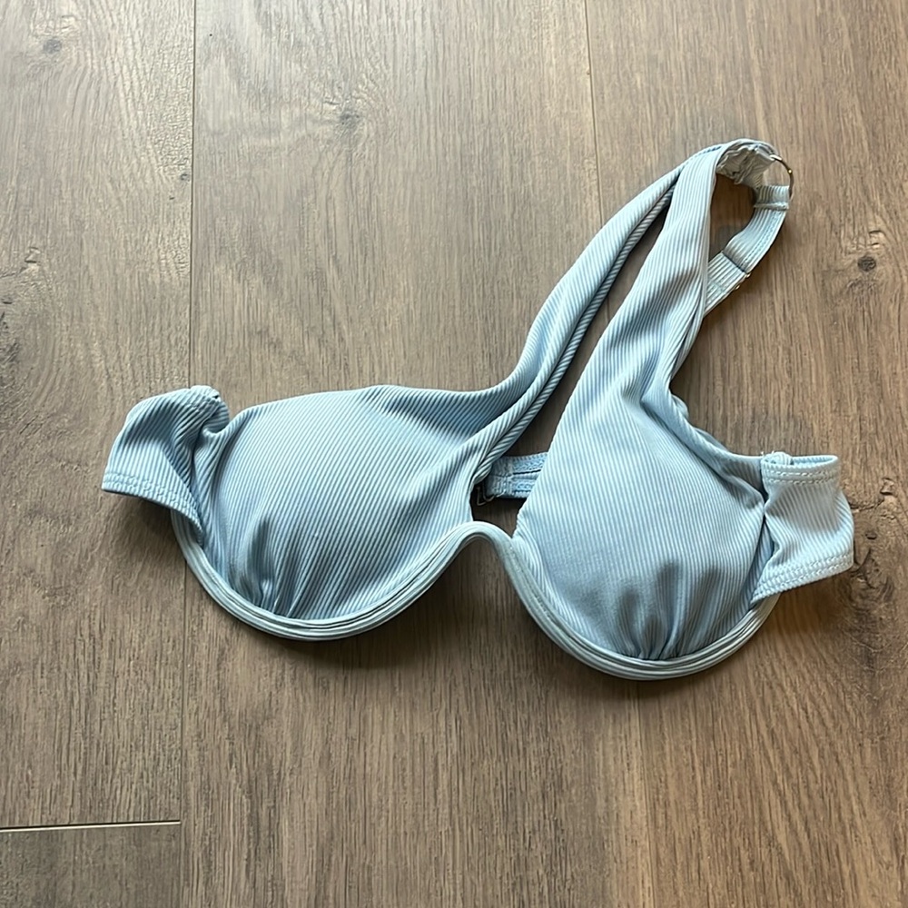 Women’s bikini top